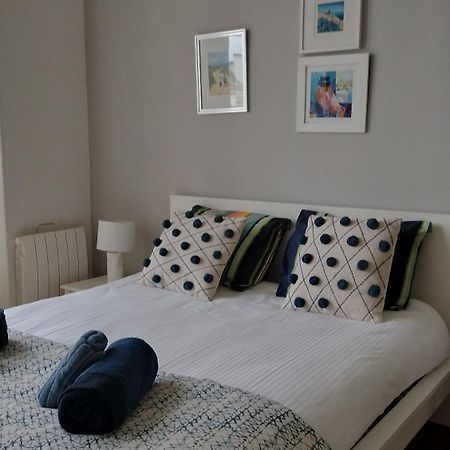 Appartement F3 Au Balcon De La Place Du Martroi Orléans Dış mekan fotoğraf