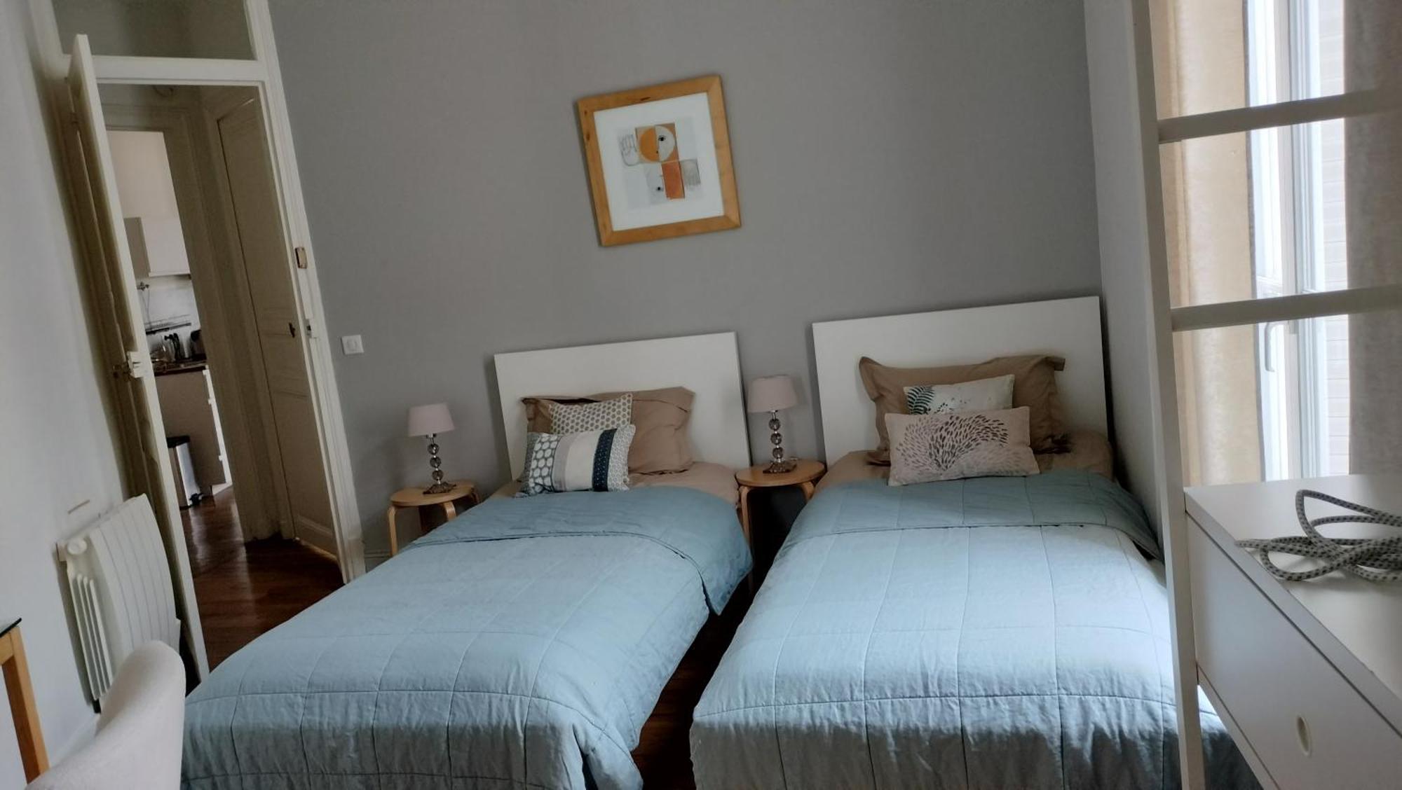 Appartement F3 Au Balcon De La Place Du Martroi Orléans Dış mekan fotoğraf