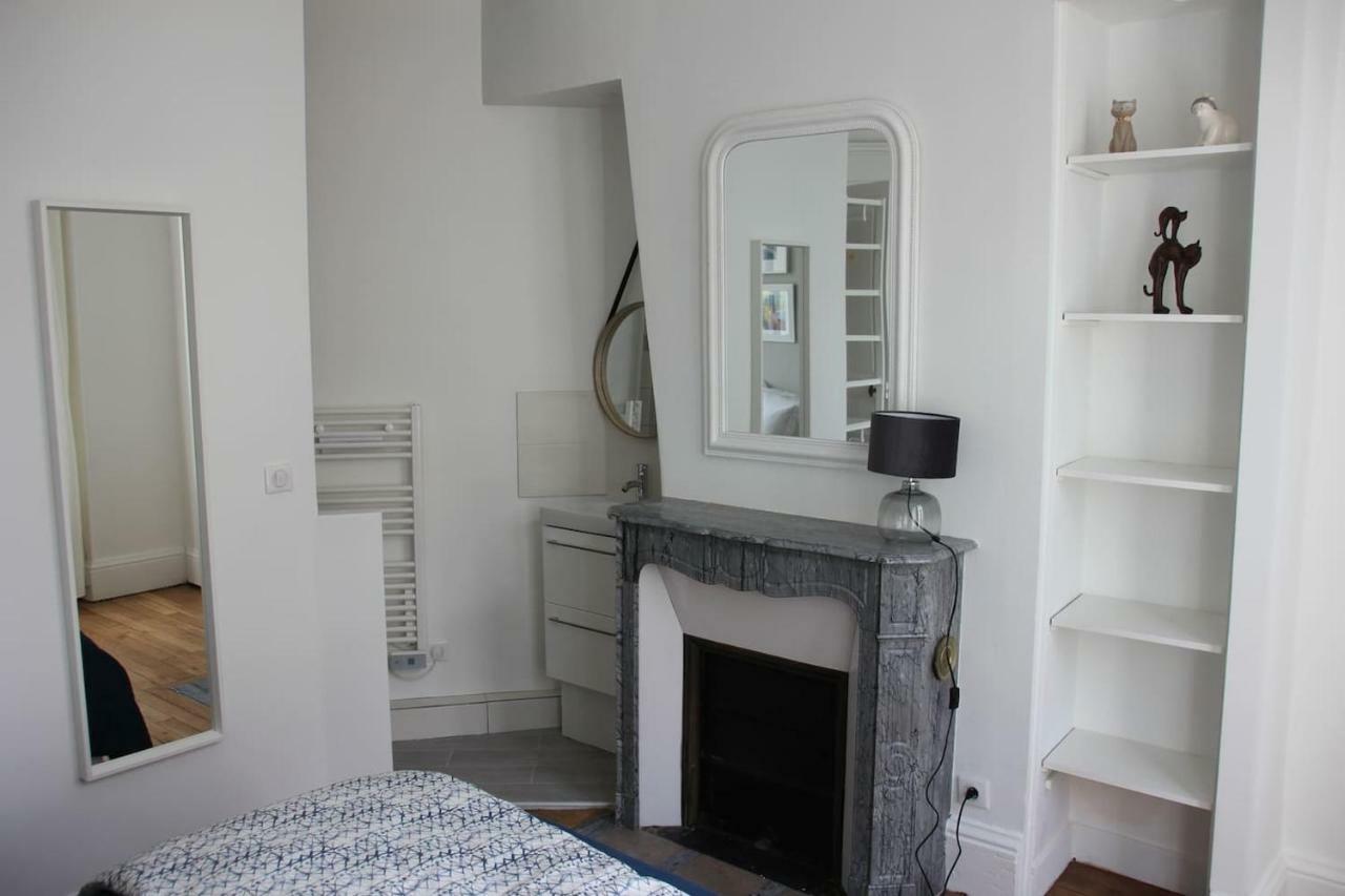Appartement F3 Au Balcon De La Place Du Martroi Orléans Dış mekan fotoğraf